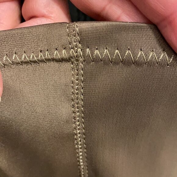 WILD DIVA SNAKESKIN MOTIF BOOTS. NEW - Picture 4 of 9